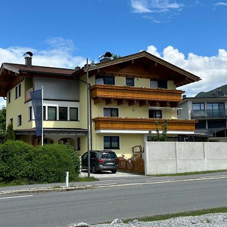 Haus Laubreuter Apartment Kaprun Ngoại thất bức ảnh